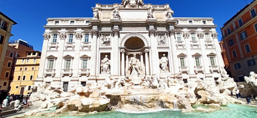 fontanna di trevi w Rzymie [1280x768]